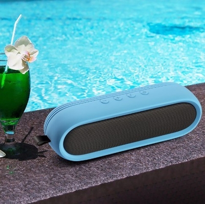 Blue Color Oval Wireless Mini Bluetooth Speaker Single Sounds Channel With Silicone Cover