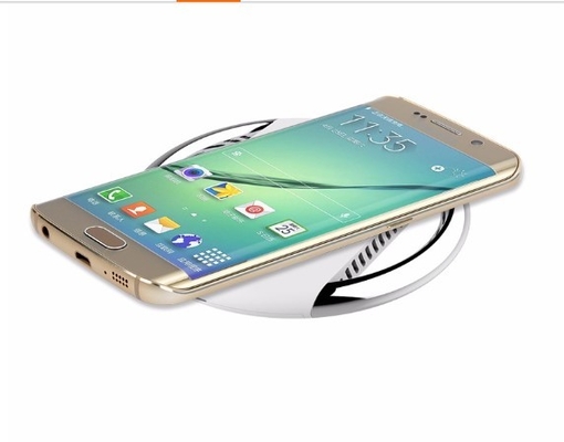 White IPhone 8 Fast Wireless Charger Pad Phone Accessories With 1 Year Warranty